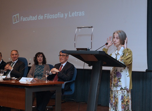 Isabel del Val, en su intervención durante su homenaje. Foto.UVA